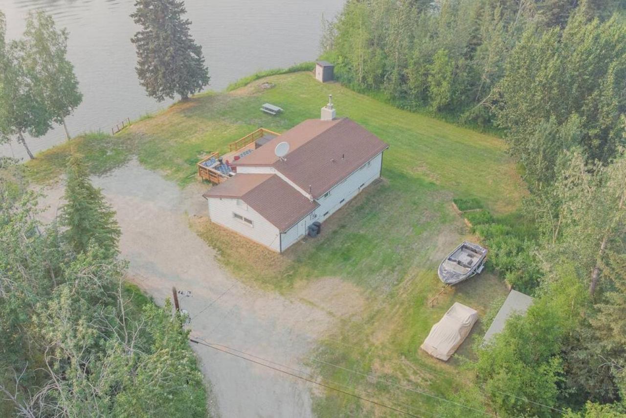 Life Is Better On The River Fairbanks Bagian luar foto